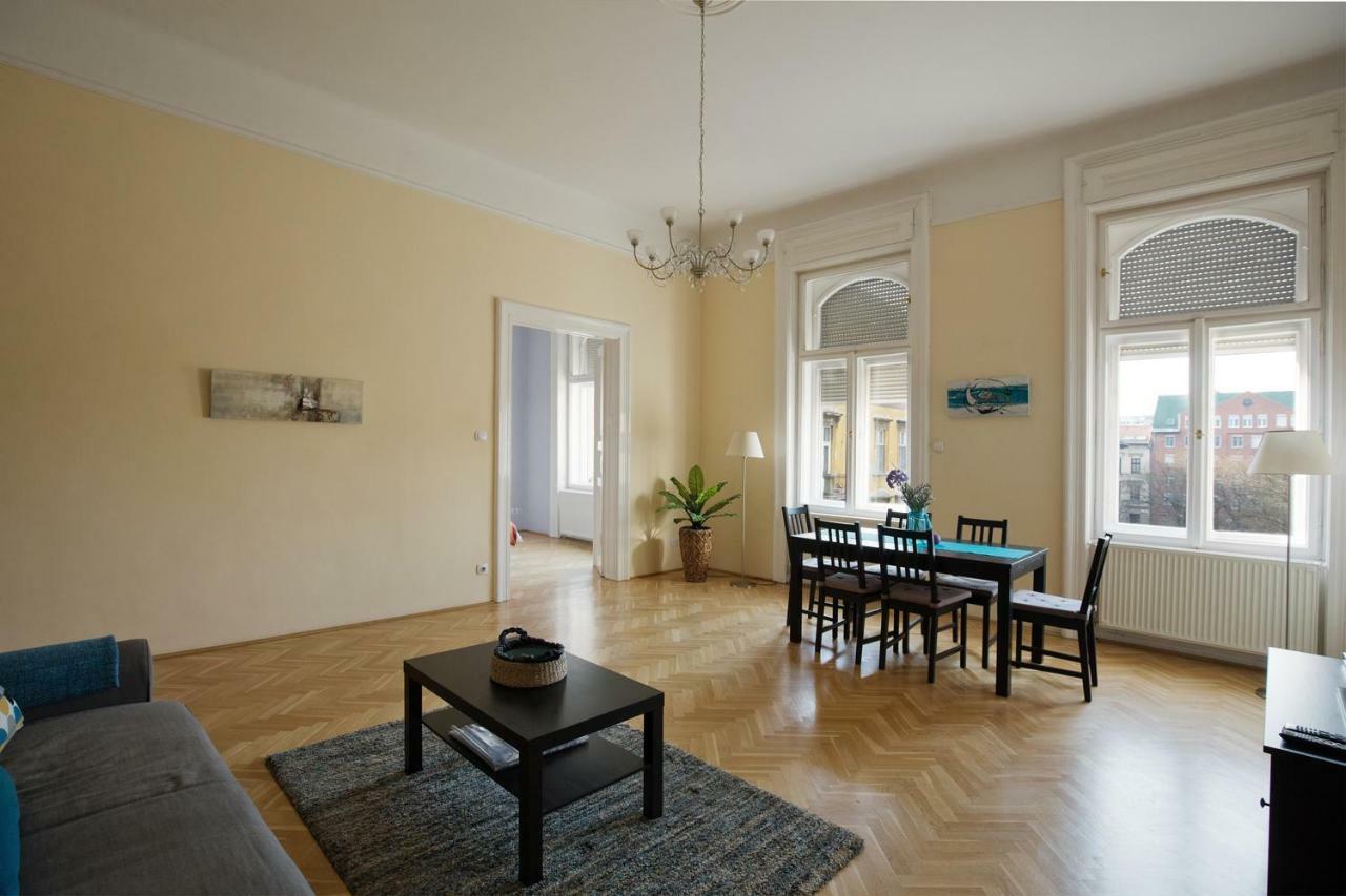 Klauzal Ter 9 Lejlighed Budapest Eksteriør billede